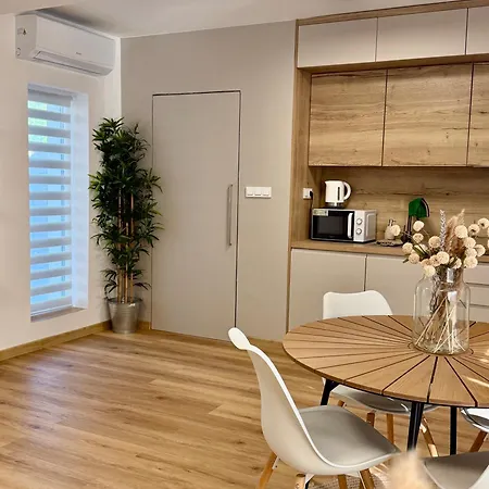 Apartment Atelier Smutna