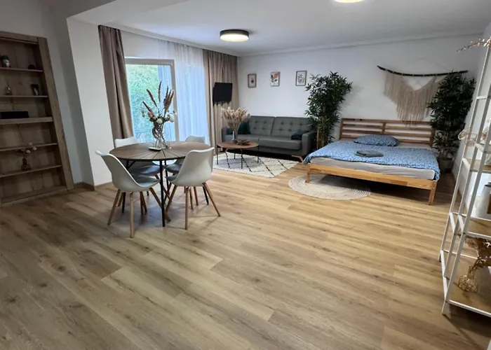 Atelier Smutna 아파트 *
