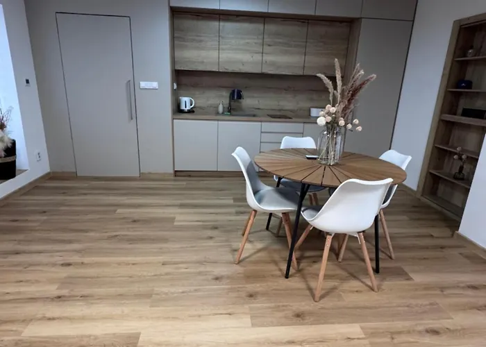 Atelier Smutna * 오스트라바